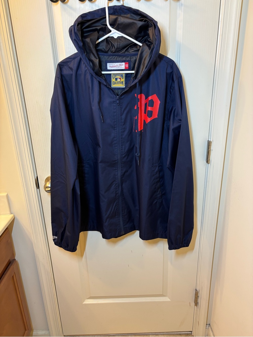 Mitchell & Ness Philadelphia Phillies Cooperstown collection large jacket